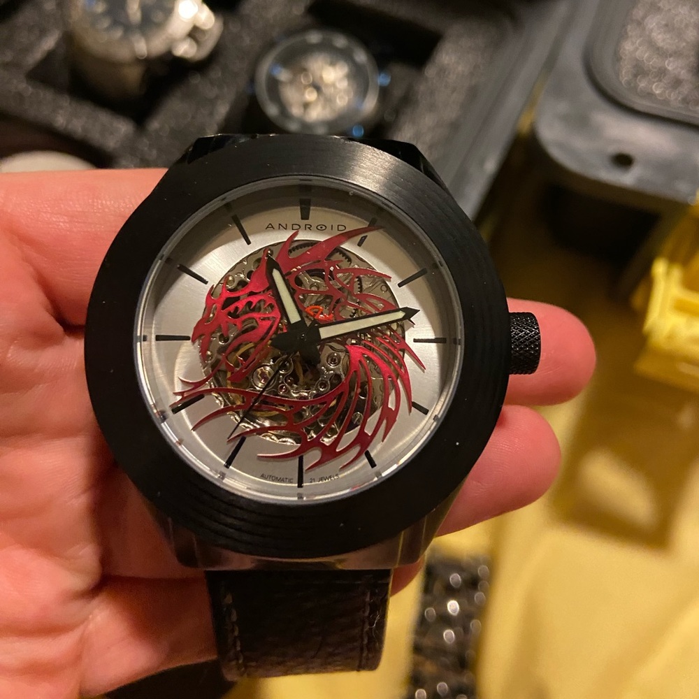 Android tattooed dragon watch!